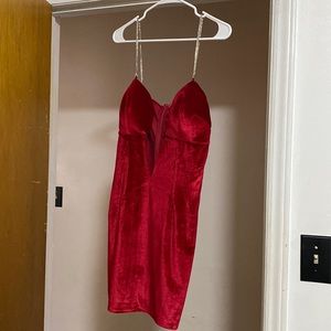 Fashion nova velour red dress size XL never worn runs big tags still attached